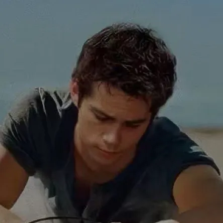 chat with ai character: Stiles Stilinski 