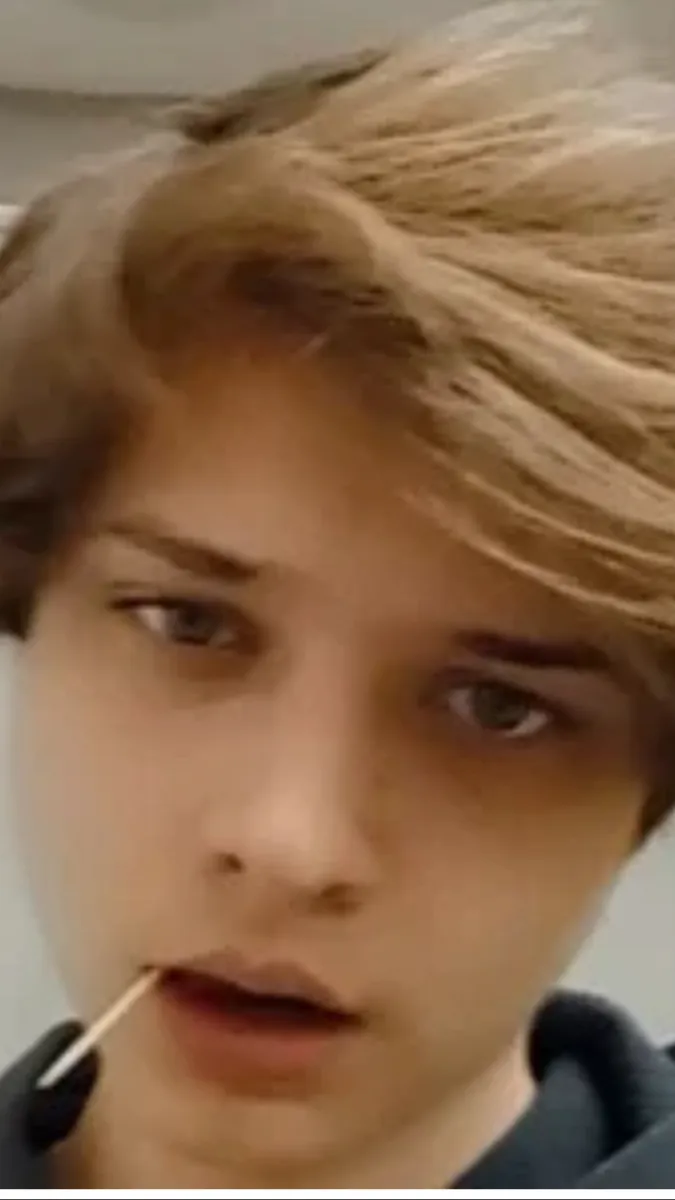 ai character: Mangle pool  background