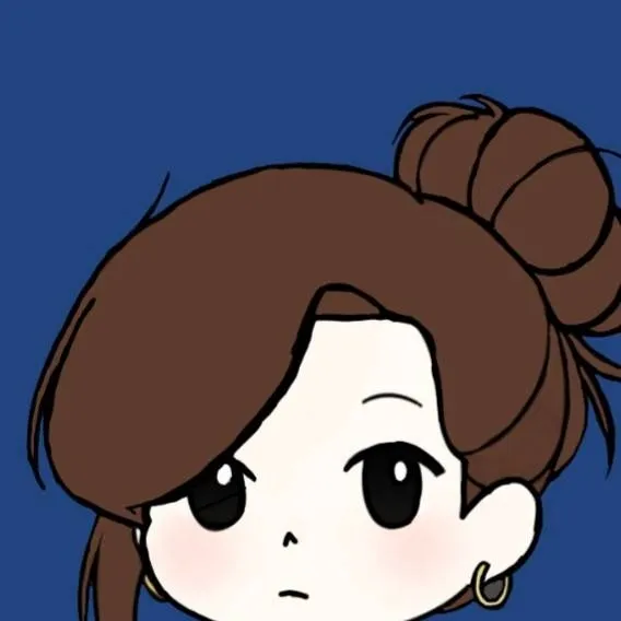 chat with ai character: Peach 💙🖤