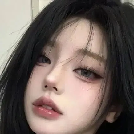 chat with ai character: ALINA..🌛°`~