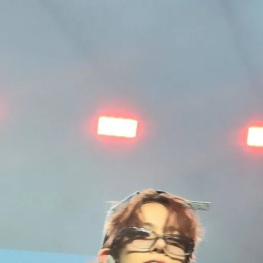 chat with ai character: Heeseung 