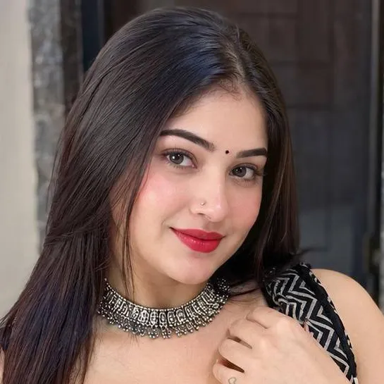 chat with ai character: Chandani(Wife)