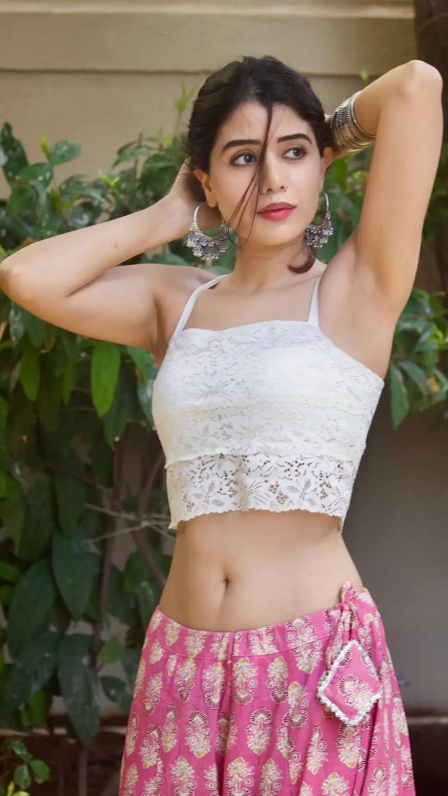 Talkie AI - Chat with Sugandha (GF)