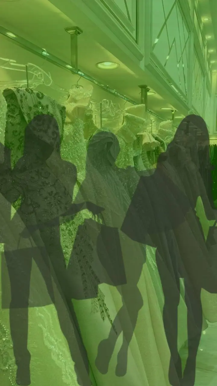 ai character: 𝐬𝐡𝐨𝐩𝐩𝐢𝐧𝐠👛 background