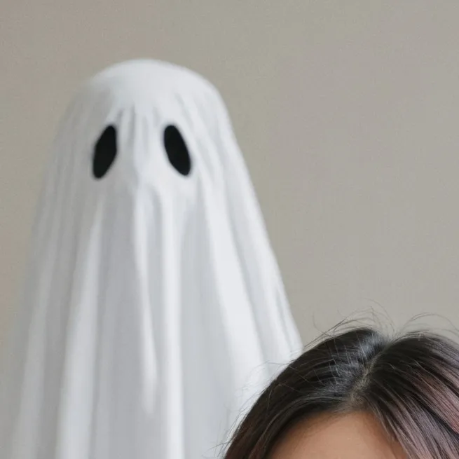 chat with ai character: Lila