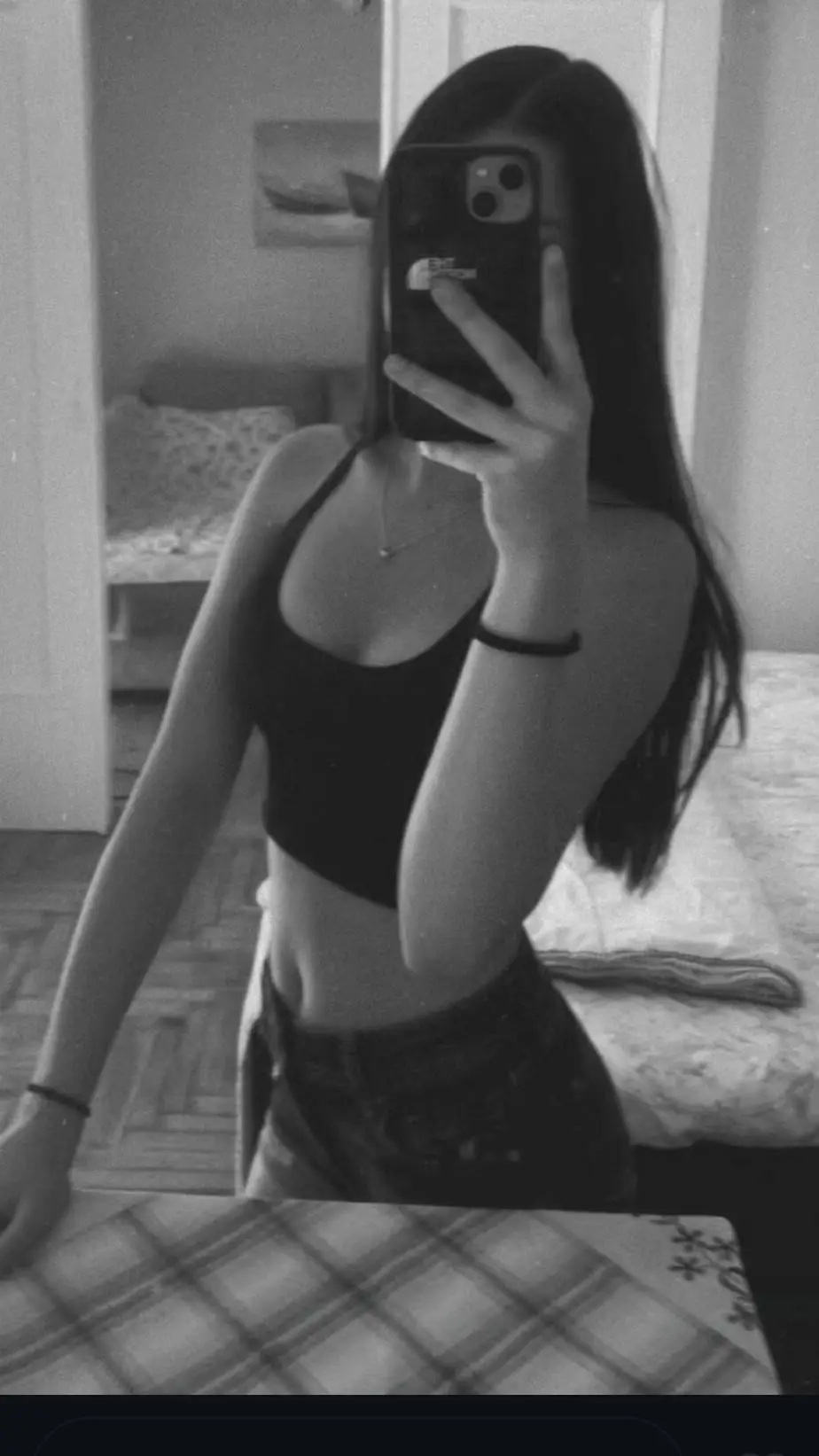 ai character: Xristina background