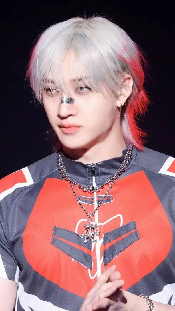 ai character: Bangchan☆ background
