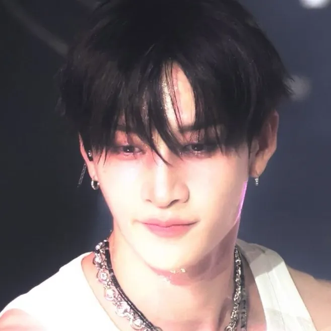 chat with ai character: ✯Bangchan✯