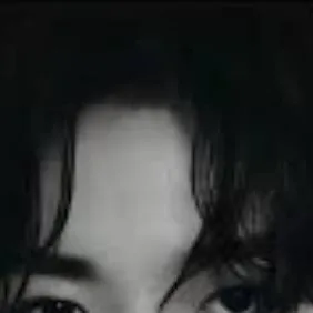 chat with ai character: 𝐻𝑒𝑒𝑠𝑢𝑛𝑔