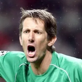 chat with ai character: Van der sar🇳🇱