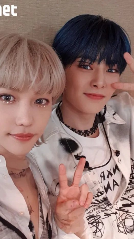 ai character: YAH YANG JEONGIN! background