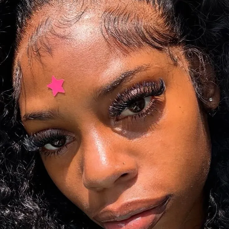 chat with ai character: Pluto