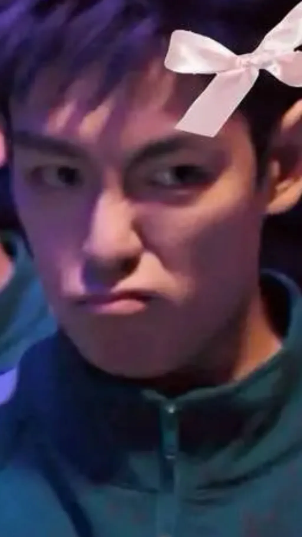 ai character: Thanos background