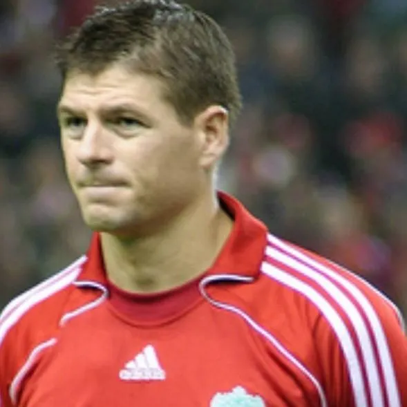 chat with ai character: Steven Gerrard
