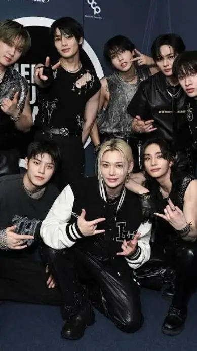 ai character: staye kids background