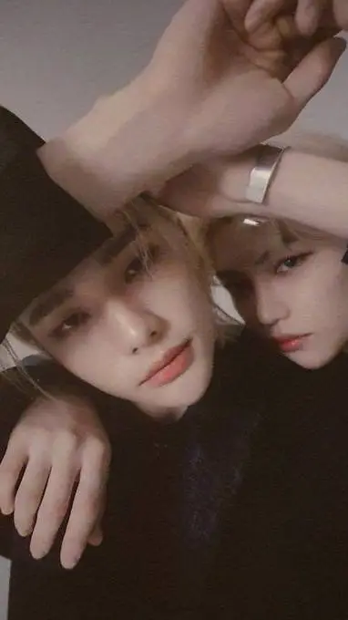 ai character: Mafia Skz background