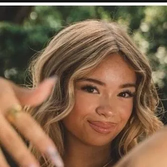 chat with ai character: Preslee Faith