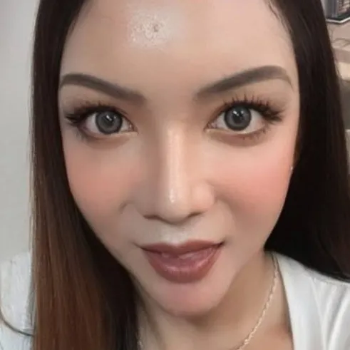 chat with ai character: Kina