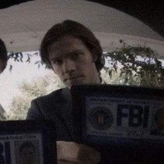 chat with ai character: Sam Winchester 