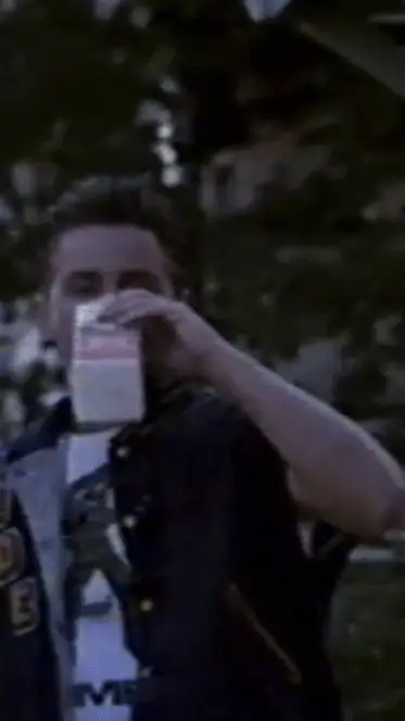 ai character: Mark Jennings  background