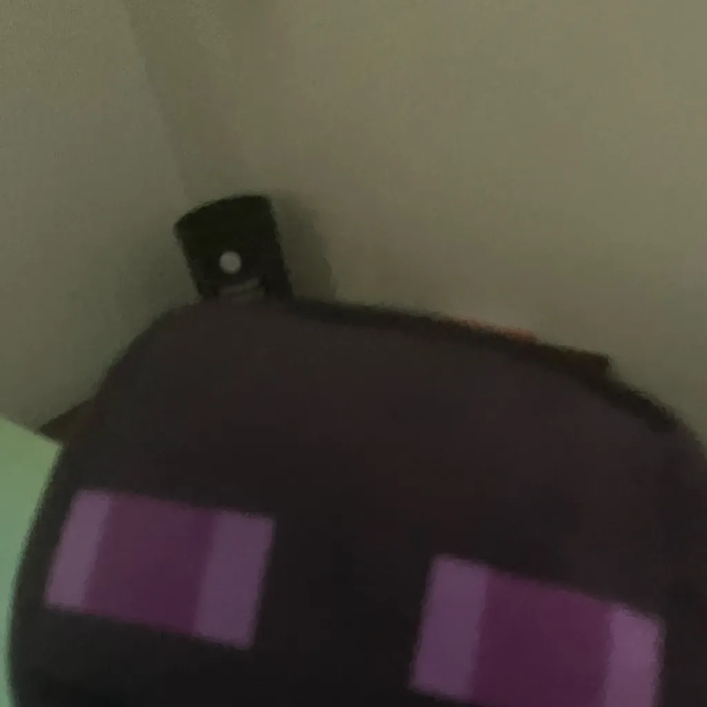 chat with ai character: Enderman ￼