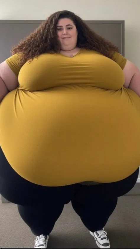 ai character: Ellie background