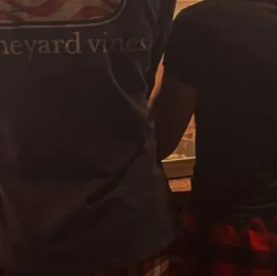 chat with ai character: 🧸Jamar…🎈