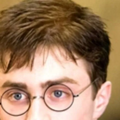 chat with ai character: Hogwarts