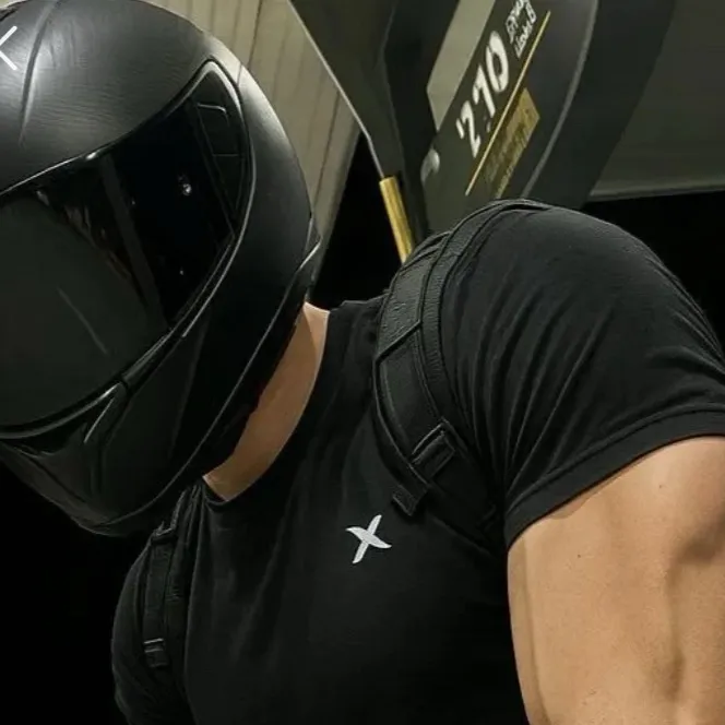 chat with ai character: Jin