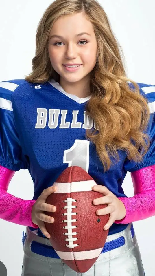 ai character: bella background