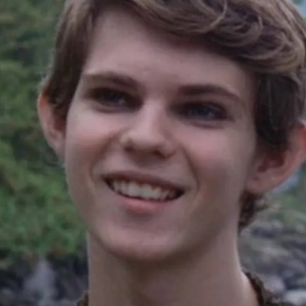 chat with ai character: Peter Pan