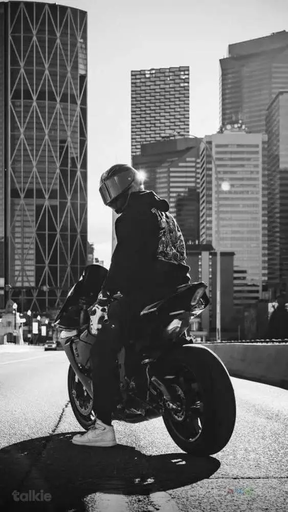 ai character: boyfriend  background