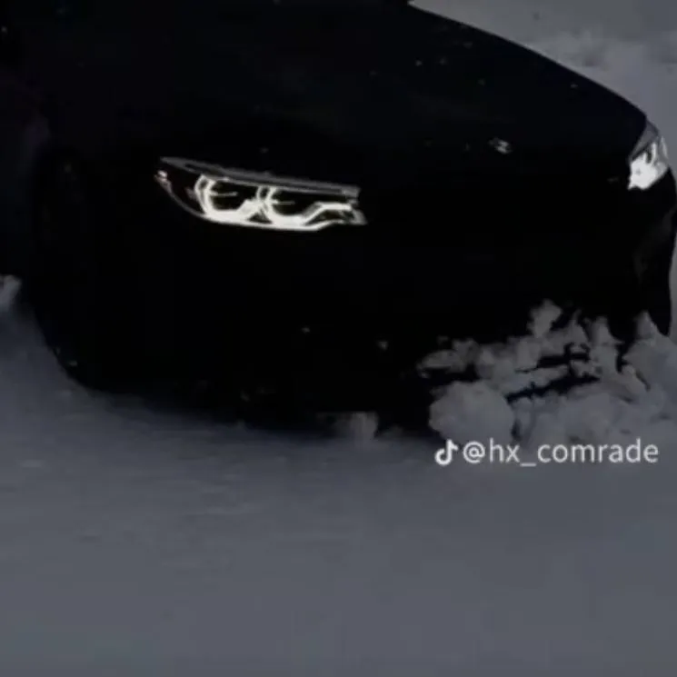 chat with ai character: Zachariah 