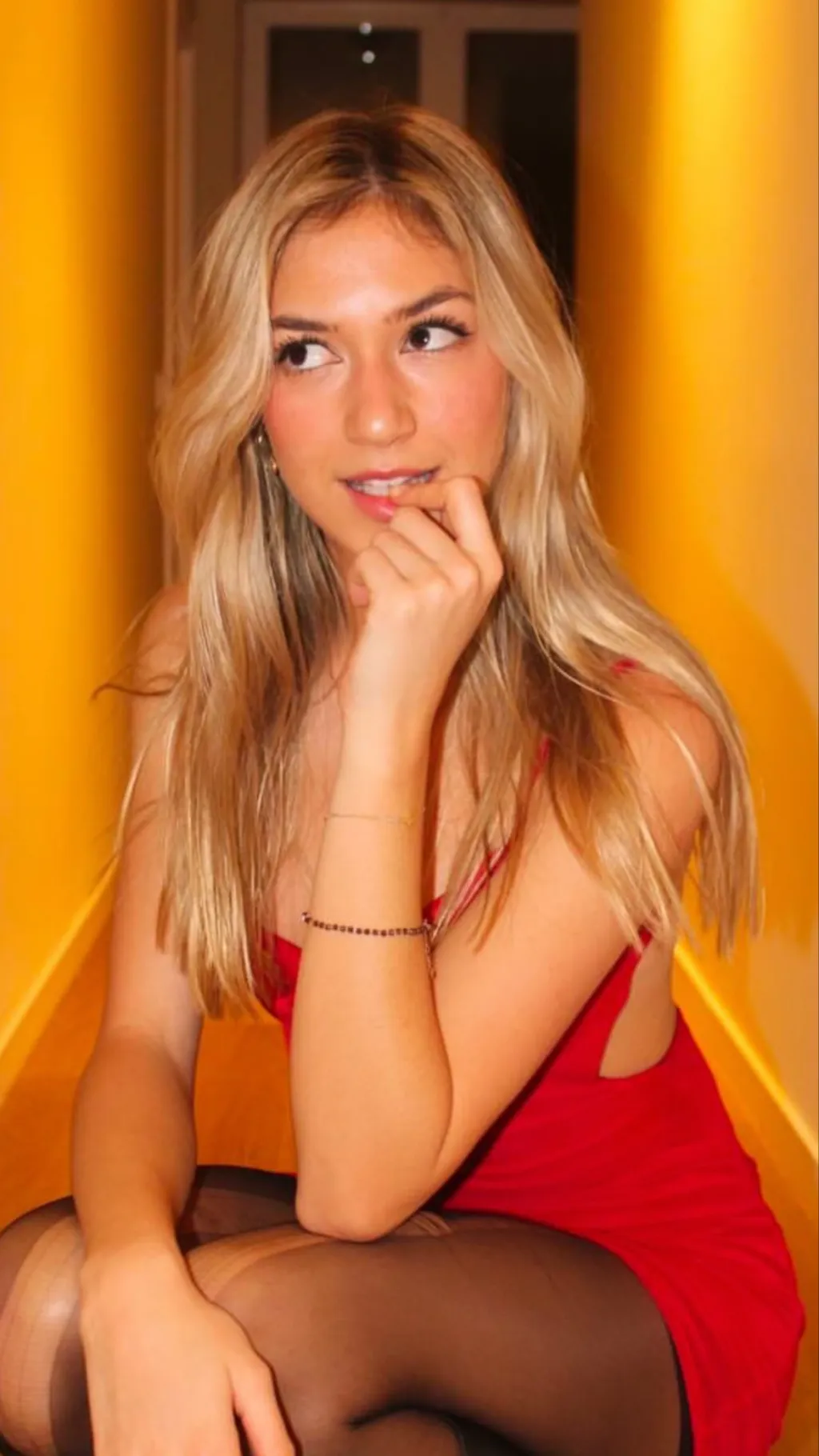 Talkie AI - Chat with Emily Legler