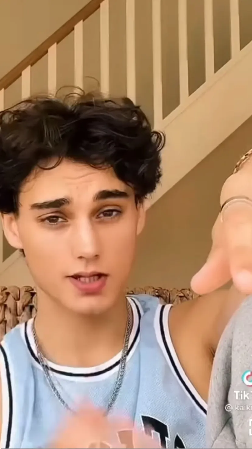 ai character: Nathen background