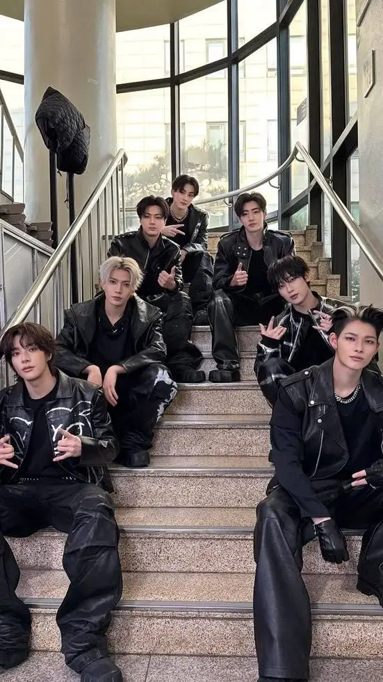 ai character: ENHYPEN background