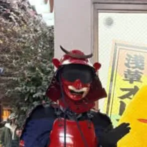 chat with ai character: simp Samurai 