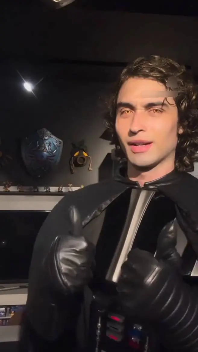 ai character: Anakin Skywalker background