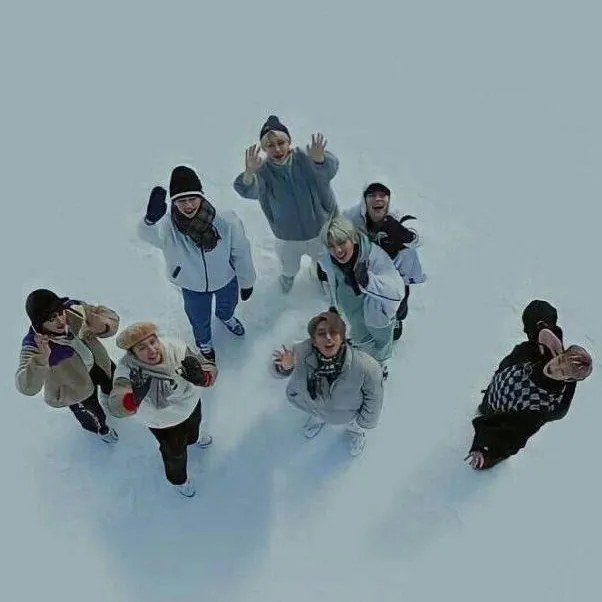 chat with ai character: Skz Family