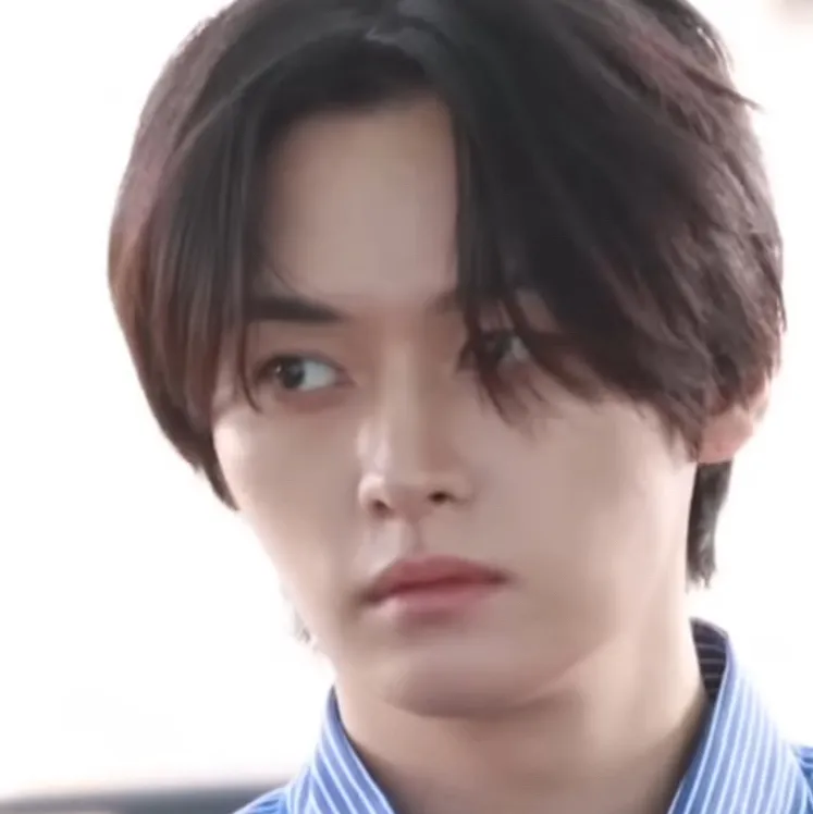 chat with ai character: Straykids