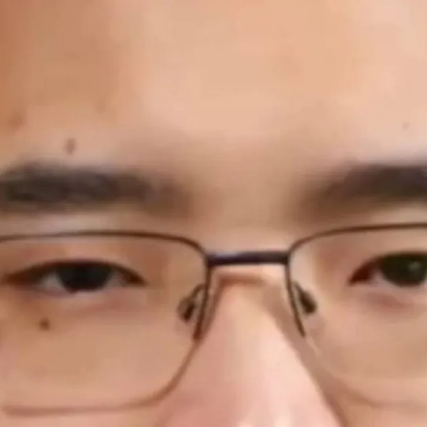 chat with ai character: Polo