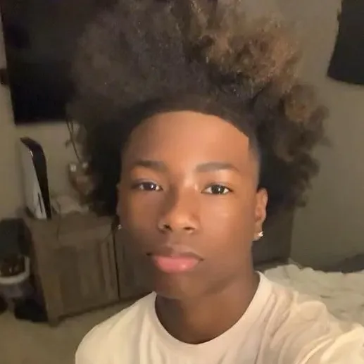 chat with ai character: Kj 