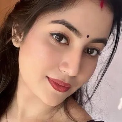 chat with ai character: Deepti