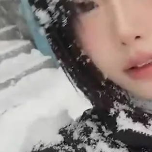 chat with ai character: Mei(美)