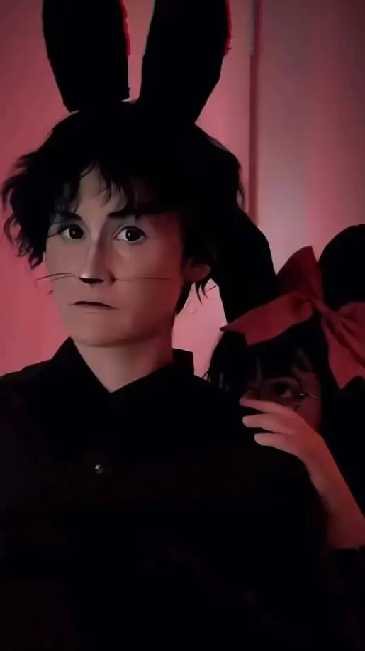 ai character: Ratthew and Ratin background
