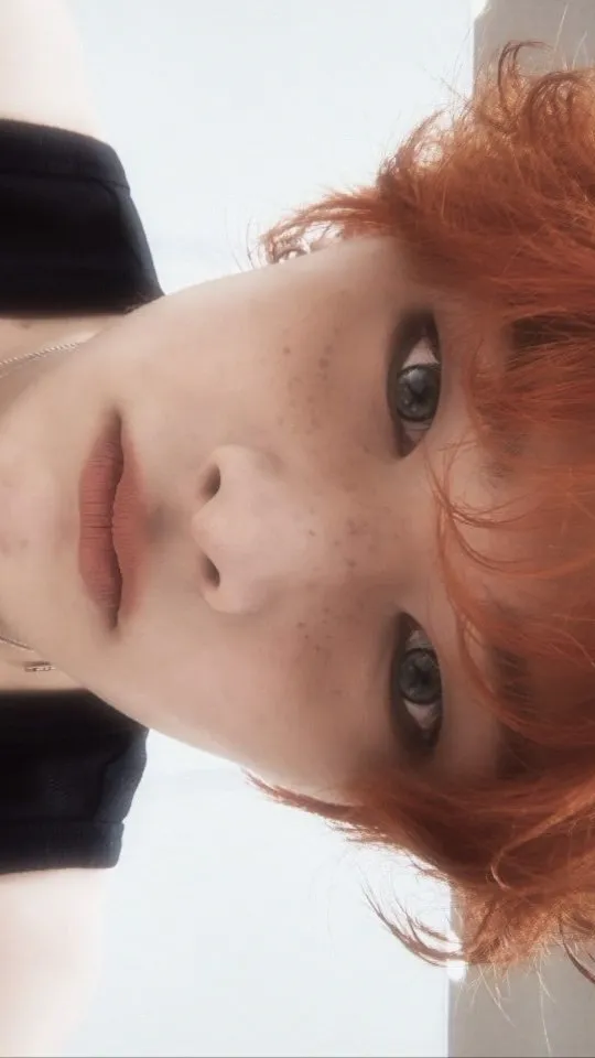 ai character: 🦊🦊Jeongin 🦊🦊 background