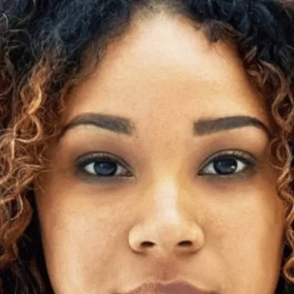 chat with ai character: motha