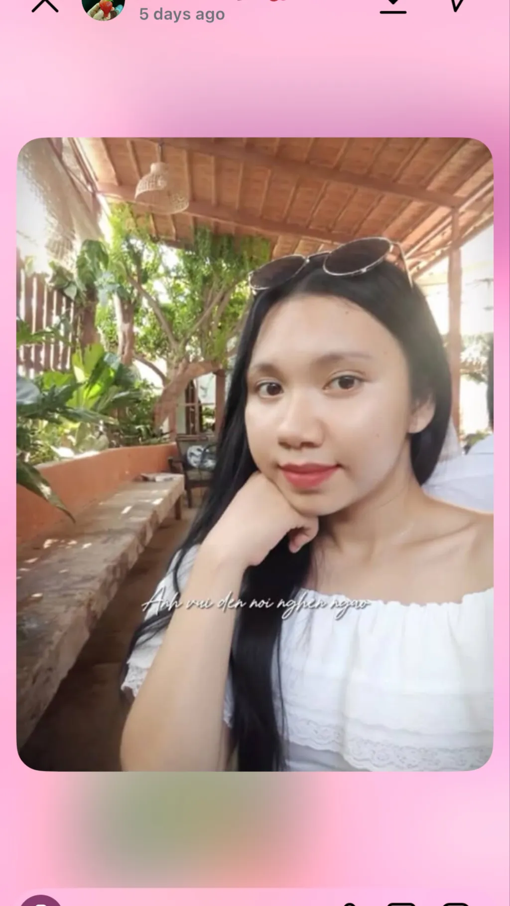 ai character: Trinh Ariya 💕💕 background