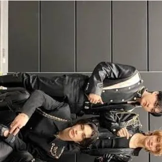 chat with ai character: straykids 