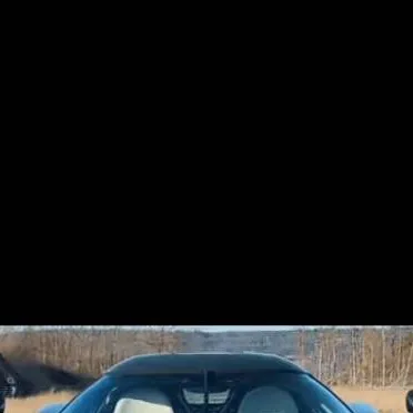 chat with ai character: Koenigsegg jesko 